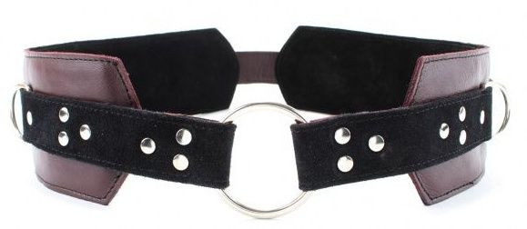 Бордовый пояс с колечками для крепления наручников Maroon Leather Belt Бордовый пояс с колечками для крепления наручников Maroon Leather Belt