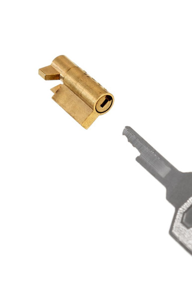 Красный мужской пояс верности из пластика Красный мужской пояс верности из пластика