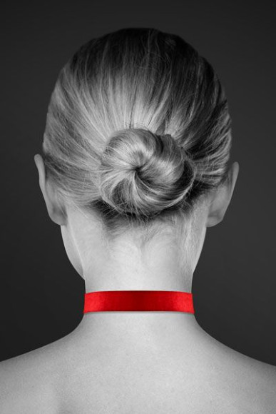 Красный чокер с замком в форме сердца Красный чокер с замком в форме сердца