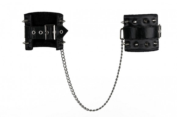 Чёрные наручники Darksy с шипами