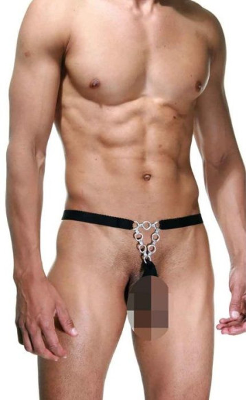 Пикантные мужские трусы-стринги с серебристыми кольцами Пикантные мужские трусы-стринги с серебристыми кольцами
