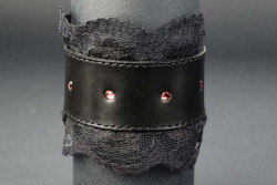 Чёрный подшитый запястник  Готика-2  