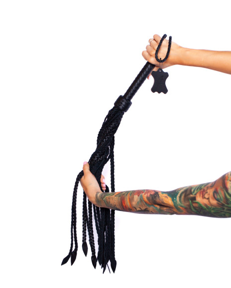 Черный плетёный флоггер Scandal из натуральной кожи - 78 см. Черный плетёный флоггер Scandal из натуральной кожи - 78 см.