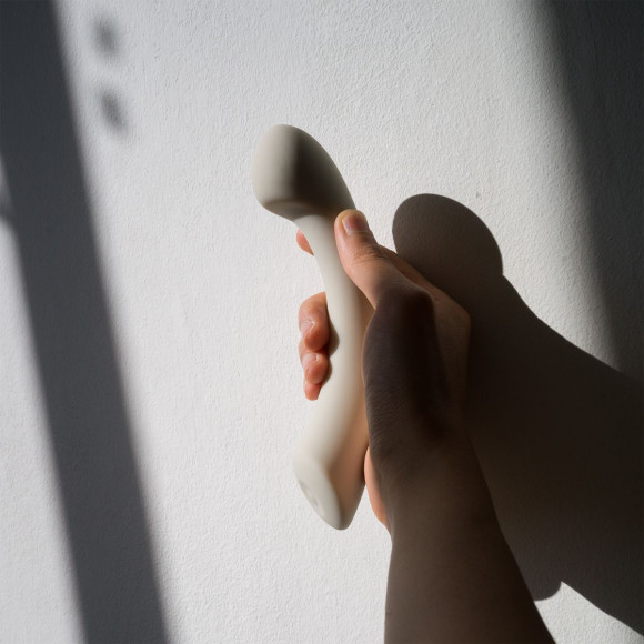 Серый вибростимулятор точки G Mirage - 17,8 см.