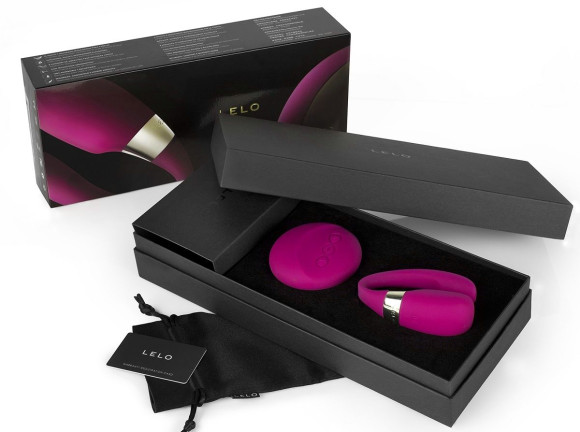 Ярко-розовый вибромассажер для пар Tiani 3 Cerise с ДУ Ярко-розовый вибромассажер для пар Tiani 3 Cerise с ДУ