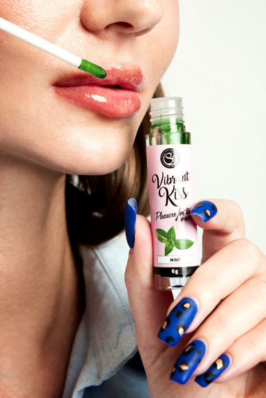 Возбуждающий бальзам для губ со вкусом мяты - 15 мл. Возбуждающий бальзам для губ со вкусом мяты - 15 мл.