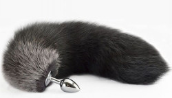 Серебристая анальная пробка с хвостом Серебристая анальная пробка с хвостом