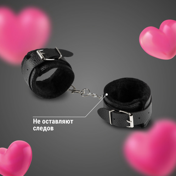 Черные наручники из эко-кожи с мехом Черные наручники из эко-кожи с мехом