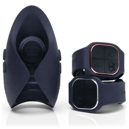 Инновационный мастурбатор PULSE Duo Lux с 2 пультами-часами Инновационный мастурбатор PULSE Duo Lux с 2 пультами-часами